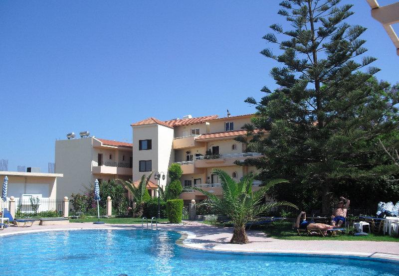 Lyristis Dinos Studios & Apartments Faliraki Esterno foto
