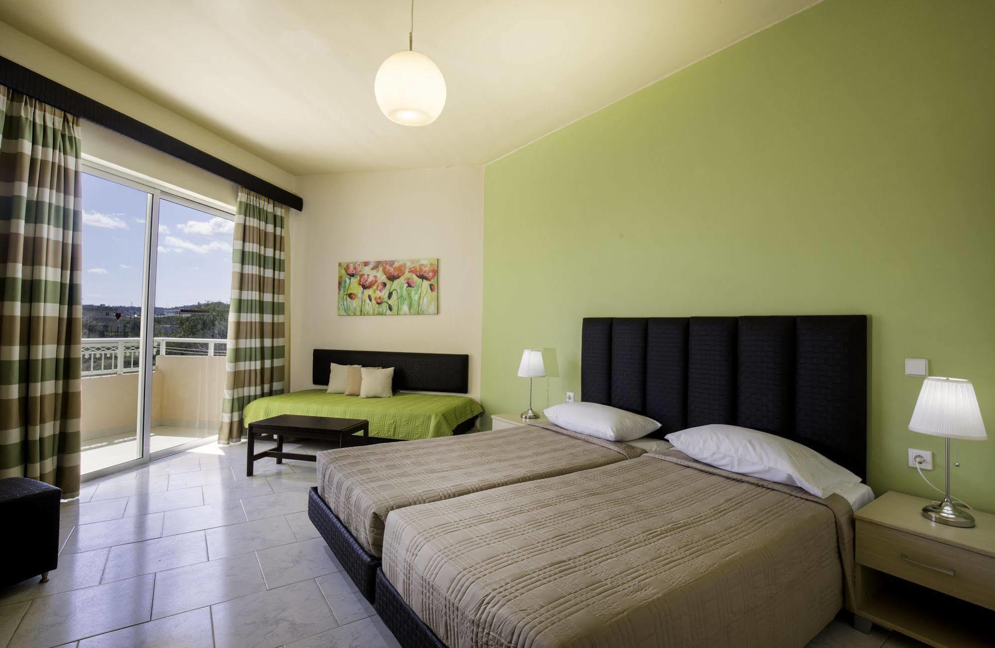 Lyristis Dinos Studios & Apartments Faliraki Esterno foto